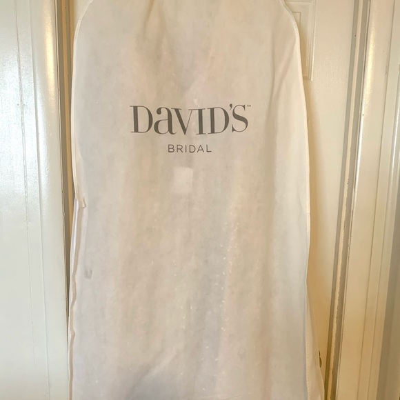 David’s bridal wedding gown - Picture 2 of 11